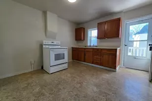 412 S Andrews St, Shawano, WI 54166 - Photo 3