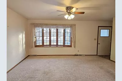 703 S West Street, Weyauwega, WI 54983 - Photo 7