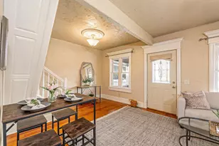 1424 E College Ave, Appleton, WI 54915 - Photo 5