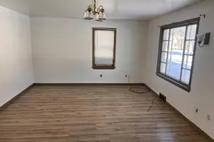 720 E Fulton St, Waupaca, WI 54981 - Photo 9