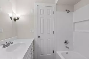 621 W 7th St, Kaukauna, WI 54130 - Photo 17