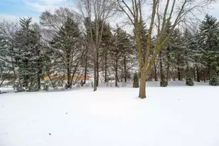 24 Riverside Ct, Fond du Lac, WI 54935 - Photo 27