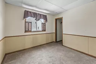 380 Cedar St, Fond du Lac, WI 54935 - Photo 7