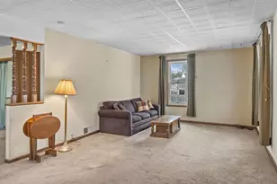 380 Cedar St, Fond du Lac, WI 54935 - Photo 5