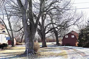 5987 County Rd E, Omro, WI 54963 - Photo 5