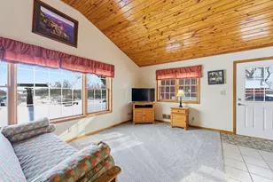 5987 County Rd E, Omro, WI 54963 - Photo 9