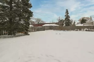 1129 S Chestnut Ave, Green Bay, WI 54304 - Photo 37