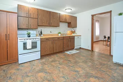 1129 S Chestnut Avenue, Green Bay, WI 54304 - Photo 15