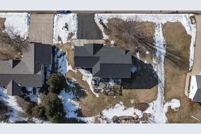 833 Woodland Circle, Waupaca, WI 54981 - Photo 37