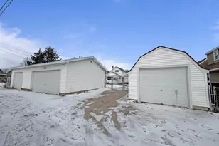 911 Carney Blvd, Marinette, WI 54143 - Photo 45