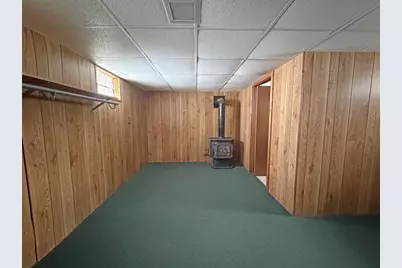 911 Carney Boulevard, Marinette, WI 54143 - Photo 33