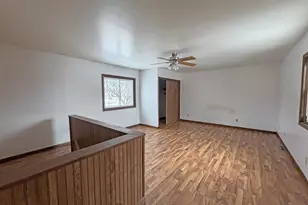 911 Carney Blvd, Marinette, WI 54143 - Photo 15