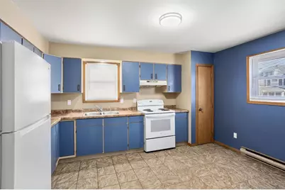 1007 Jackson Street, Oshkosh, WI 54901 - Photo 3