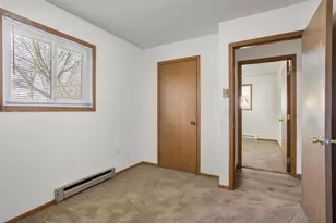 1007 Jackson St, Oshkosh, WI 54901 - Photo 13