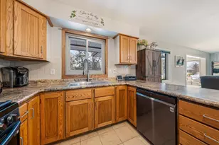 170 Jefferson St, Winneconne, WI 54986 - Photo 9