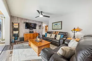 170 Jefferson St, Winneconne, WI 54986 - Photo 3