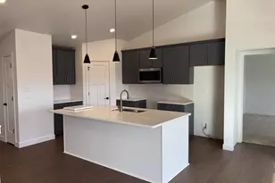 W5609 Tonys Way, Appleton, WI 54915 - Photo 13