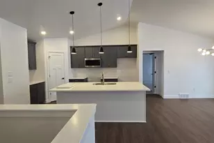 W5609 Tonys Way, Appleton, WI 54915 - Photo 11