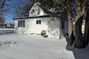 304 S Main St, Marion, WI 54950 - Photo 23