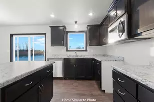 1719 Betty Jean Ln, Green Bay, WI 54313 - Photo 13