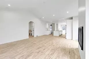 1780 Bobby Jones Dr, De Pere, WI 54115 - Photo 7