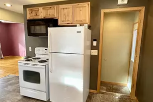 71 S Sallie Ave, Fond du Lac, WI 54935 - Photo 9