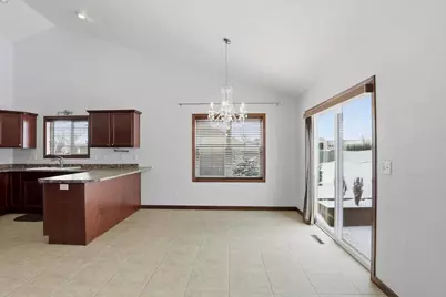 2627 Marathon Avenue, Neenah, WI 54956 - Photo 7