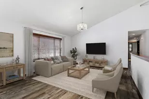 2627 Marathon Ave, Neenah, WI 54956 - Photo 5