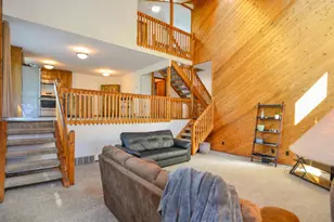 916 Square Terrace, Green Bay, WI 54313 - Photo 11