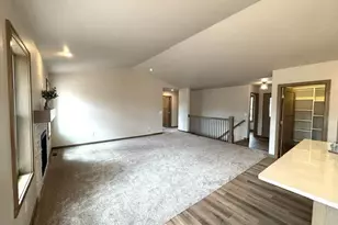 N9036 Cedar Ct, Menasha, WI 54952 - Photo 7