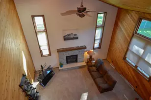 916 Square Terrace, Green Bay, WI 54313 - Photo 13