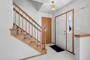 2374 Yolanda Cir, Green Bay, WI 54303 - Photo 19