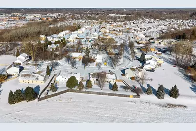 2374 Yolanda Circle, Green Bay, WI 54303 - Photo 55