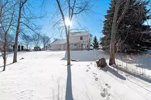 2374 Yolanda Cir, Green Bay, WI 54303 - Photo 41