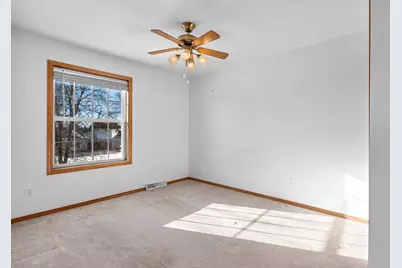 2374 Yolanda Circle, Green Bay, WI 54303 - Photo 25