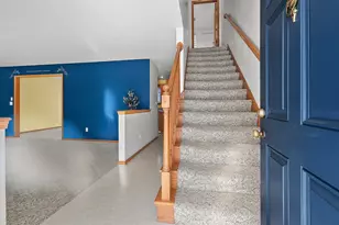 2374 Yolanda Cir, Green Bay, WI 54303 - Photo 3