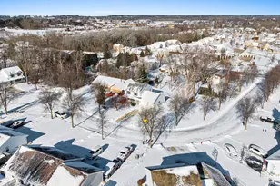 2374 Yolanda Cir, Green Bay, WI 54303 - Photo 53