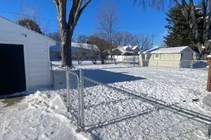 3205 15th St, Menominee, MI 49858 - Photo 5