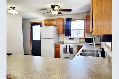 111 N 12th Street, Clintonville, WI 54929 - Photo 9