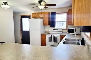 111 N 12th St, Clintonville, WI 54929 - Photo 9