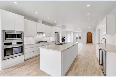 1780 Bobby Jones Drive, De Pere, WI 54115 - Photo 9