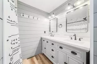 9866 State Hwy 22, Waupaca, WI 54981 - Photo 13