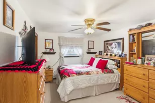 3060 Holland Rd, Green Bay, WI 54313 - Photo 9