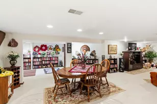 3060 Holland Rd, Green Bay, WI 54313 - Photo 13