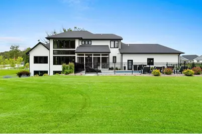 4141 Blackberry Ridge Drive, Hobart, WI 54115 - Photo 9