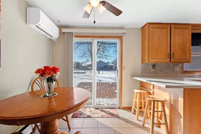 1865 Bond Street, Green Bay, WI 54303 - Photo 7