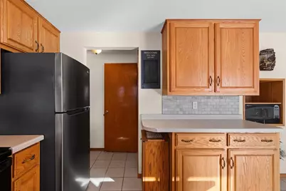 1865 Bond Street, Green Bay, WI 54303 - Photo 13