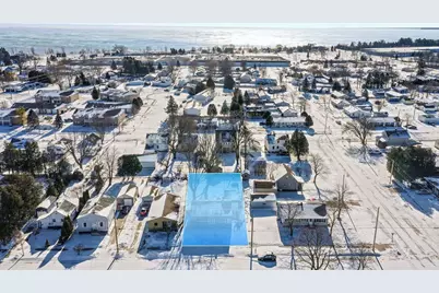 2735 11th Street, Two Rivers, WI 54241 - Photo 55