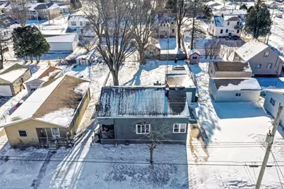 2735 11th Street, Two Rivers, WI 54241 - Photo 3