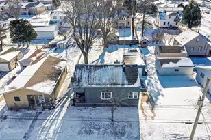 2735 11th St, Two Rivers, WI 54241 - Photo 3